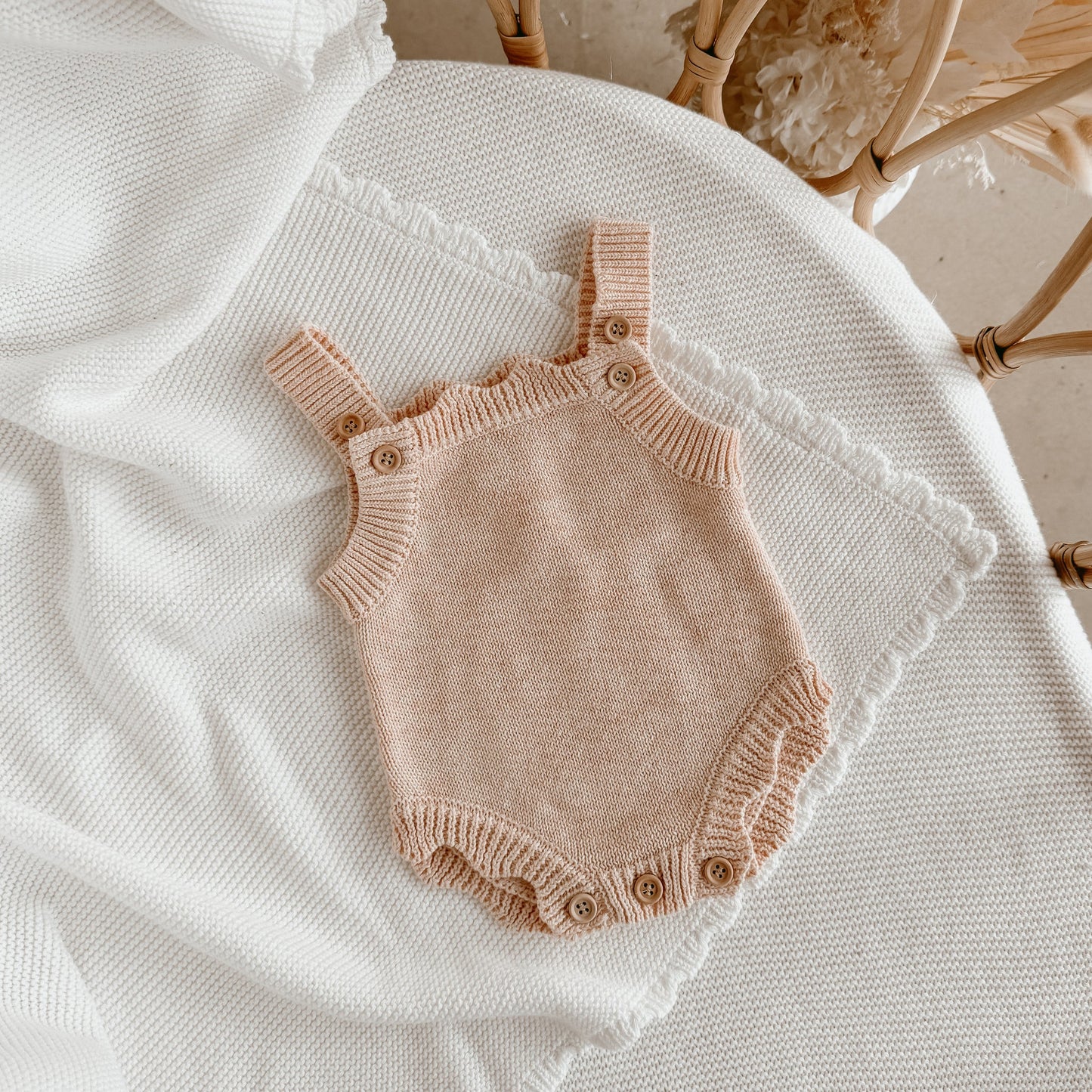 Mini Knit Romper Milk/Fawn/Pink Scallop